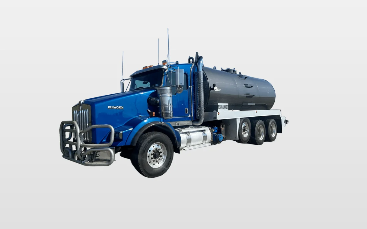 2019 Kenworth T800 - image 1