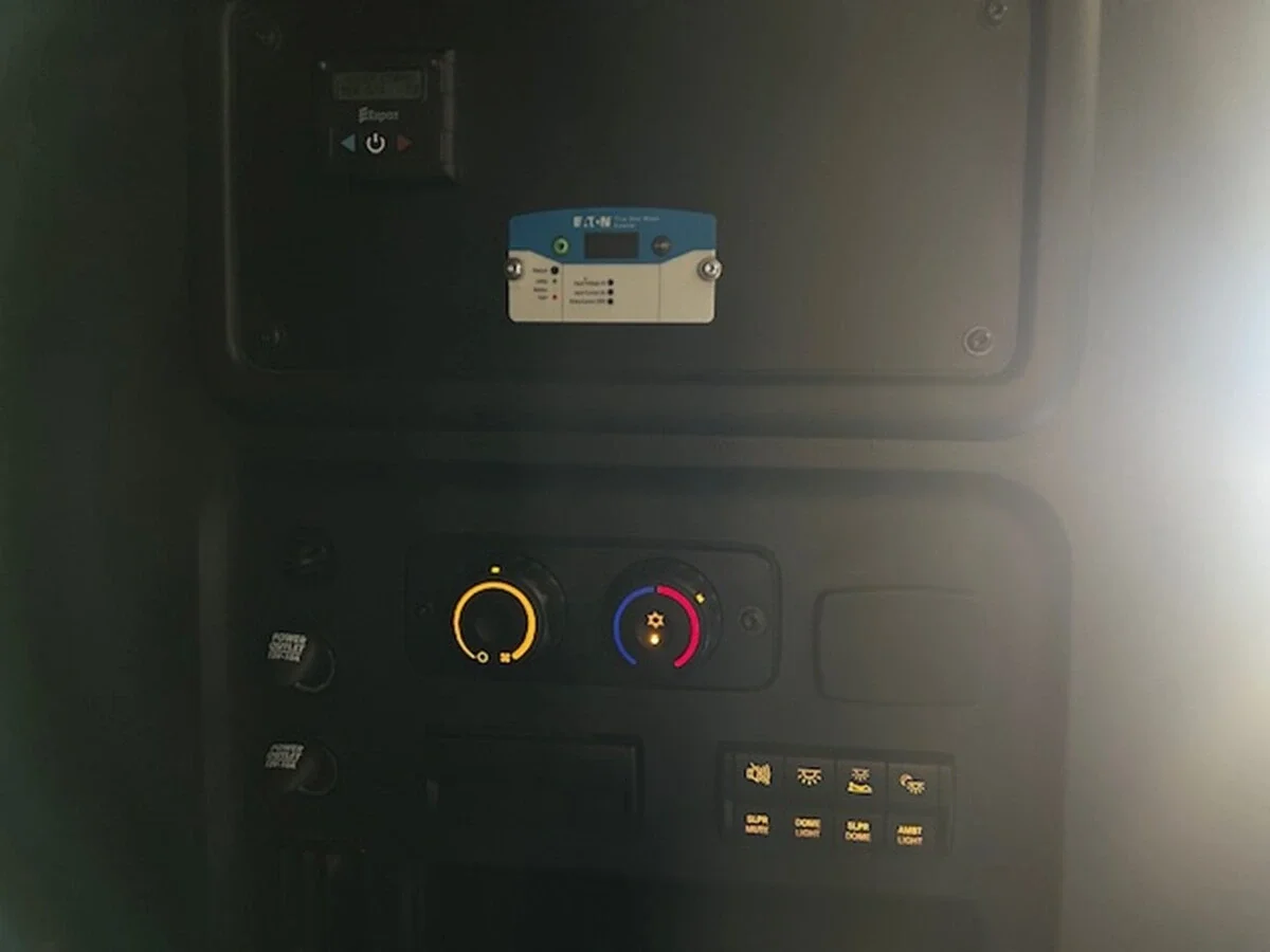 2023 Freightliner Cascadia - image 17