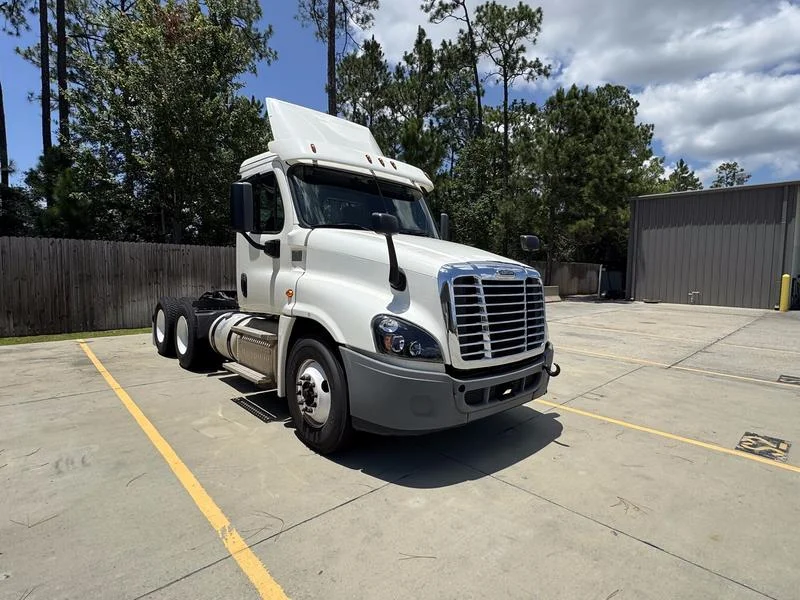 2019 Freightliner in Slidell — photo 2
