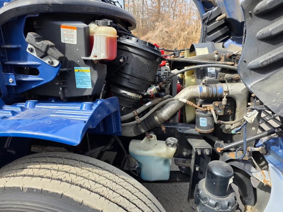 2018 Freightliner M2 106 - image 12