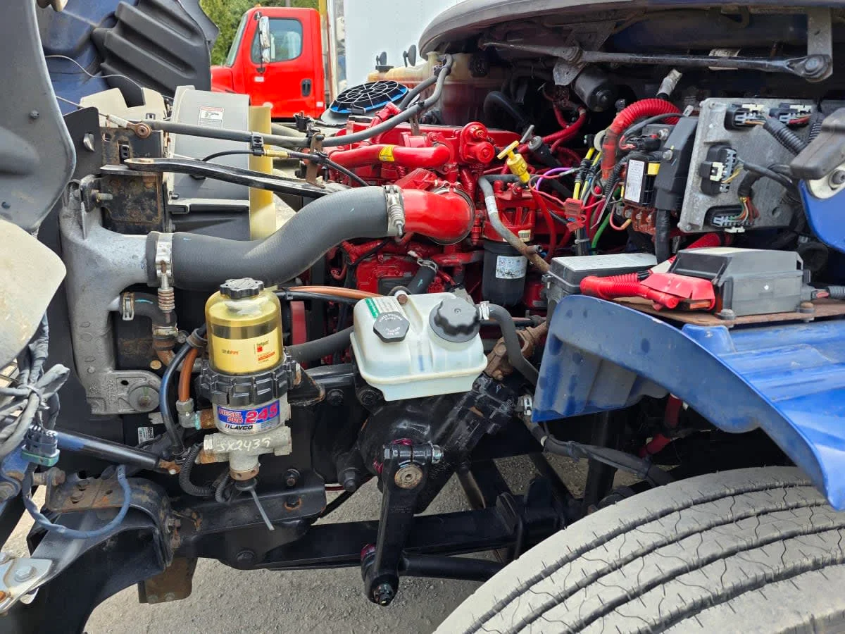 2018 Freightliner M2 106 - image 10