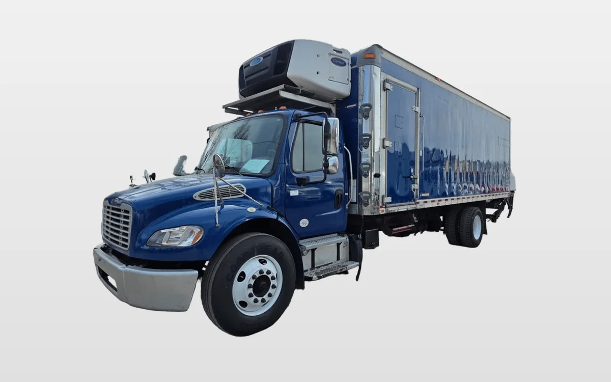 2018 Freightliner M2 106 - image 1