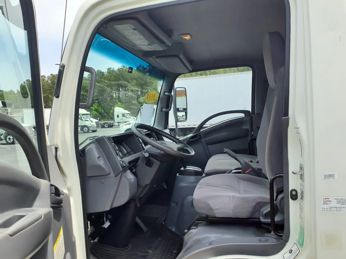 2019 Isuzu NRR in Atlanta, GA — photo 7