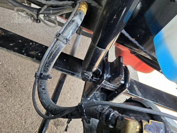 2024 International LT - image 24