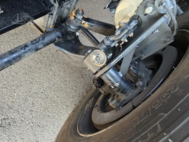 2024 International LT - image 21