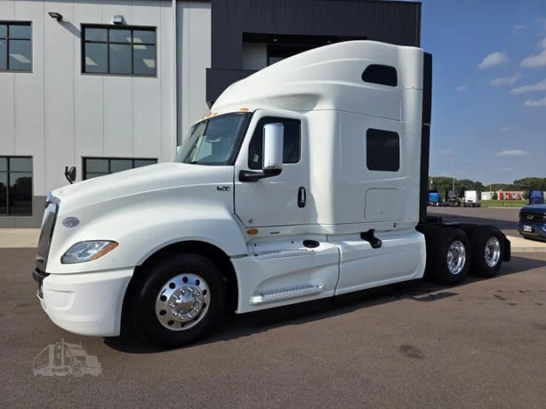 2024 International LT in MN