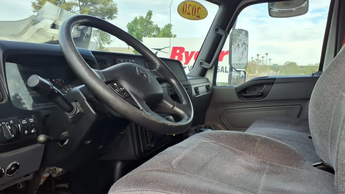 2020 International MV in Phoenix, AZ — photo 7