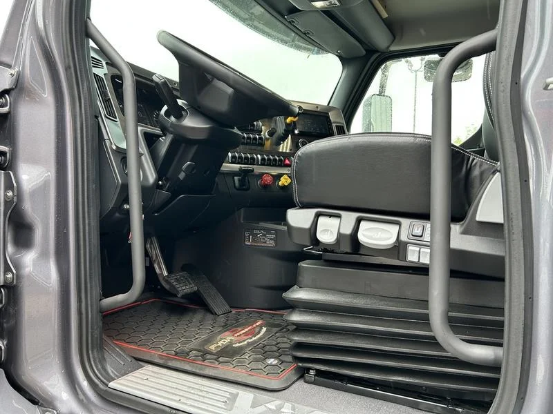 2025 Western Star 49X - image 11