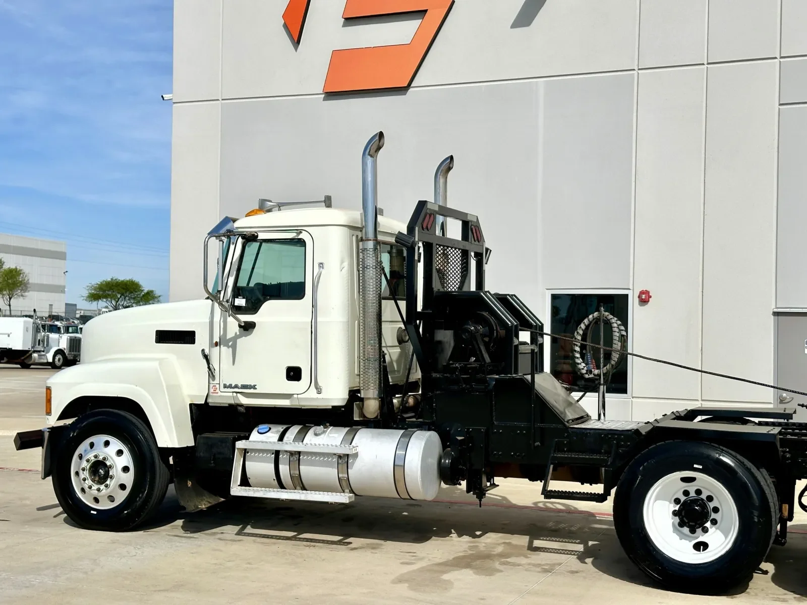 2013 Mack Pinnacle in Hutchins, TX — photo 8