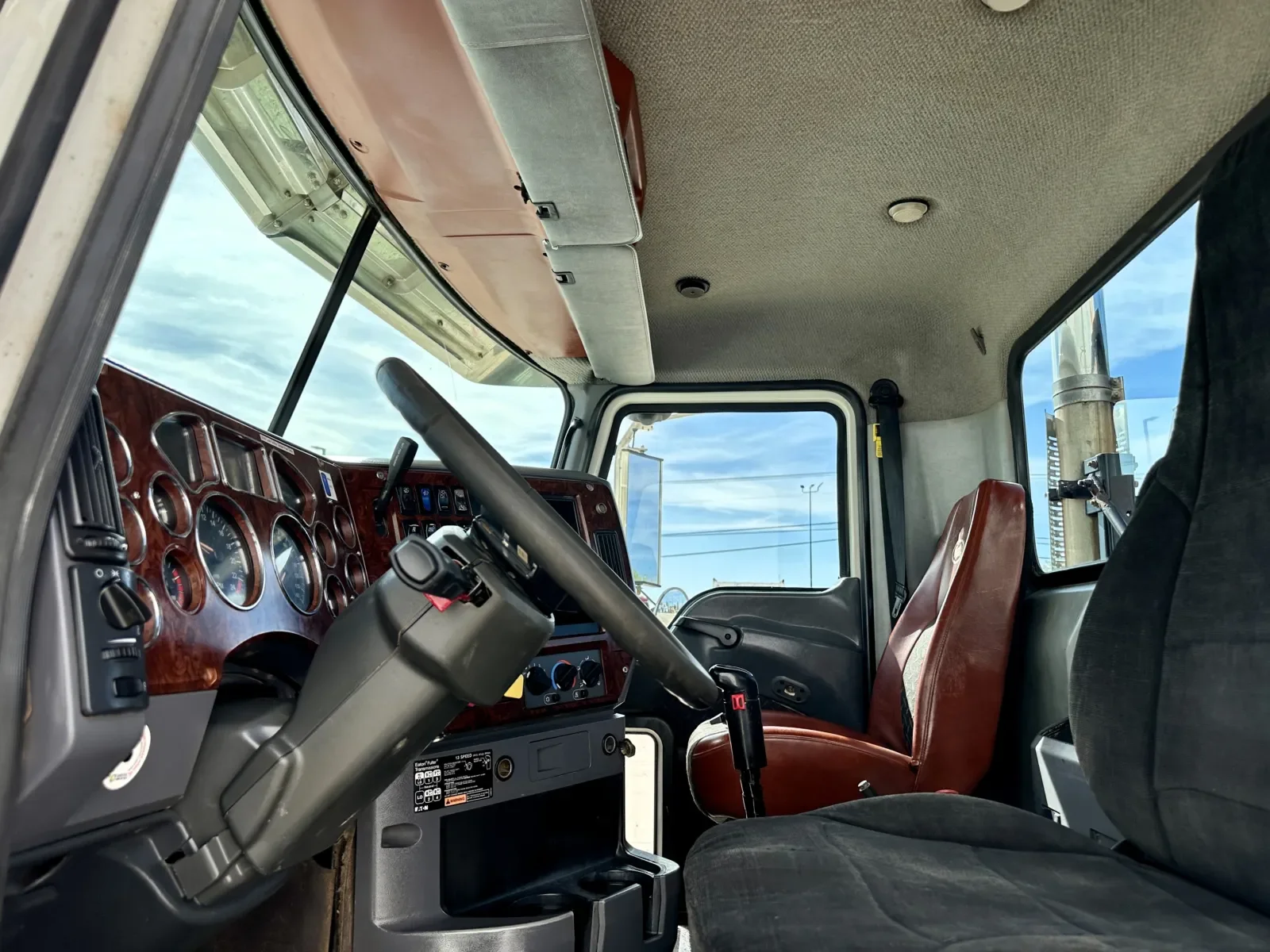 2013 Mack Pinnacle in Hutchins, TX — photo 14