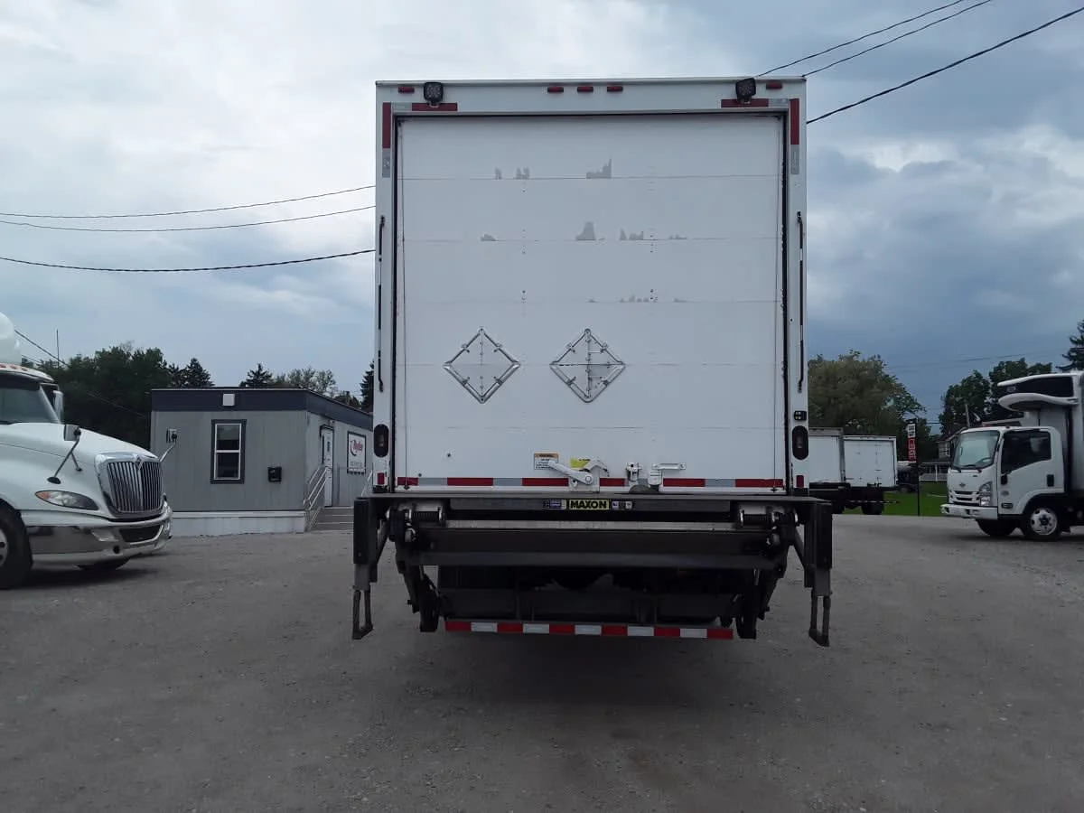2023 Freightliner M2 106 in Pittsburgh, PA — photo 5