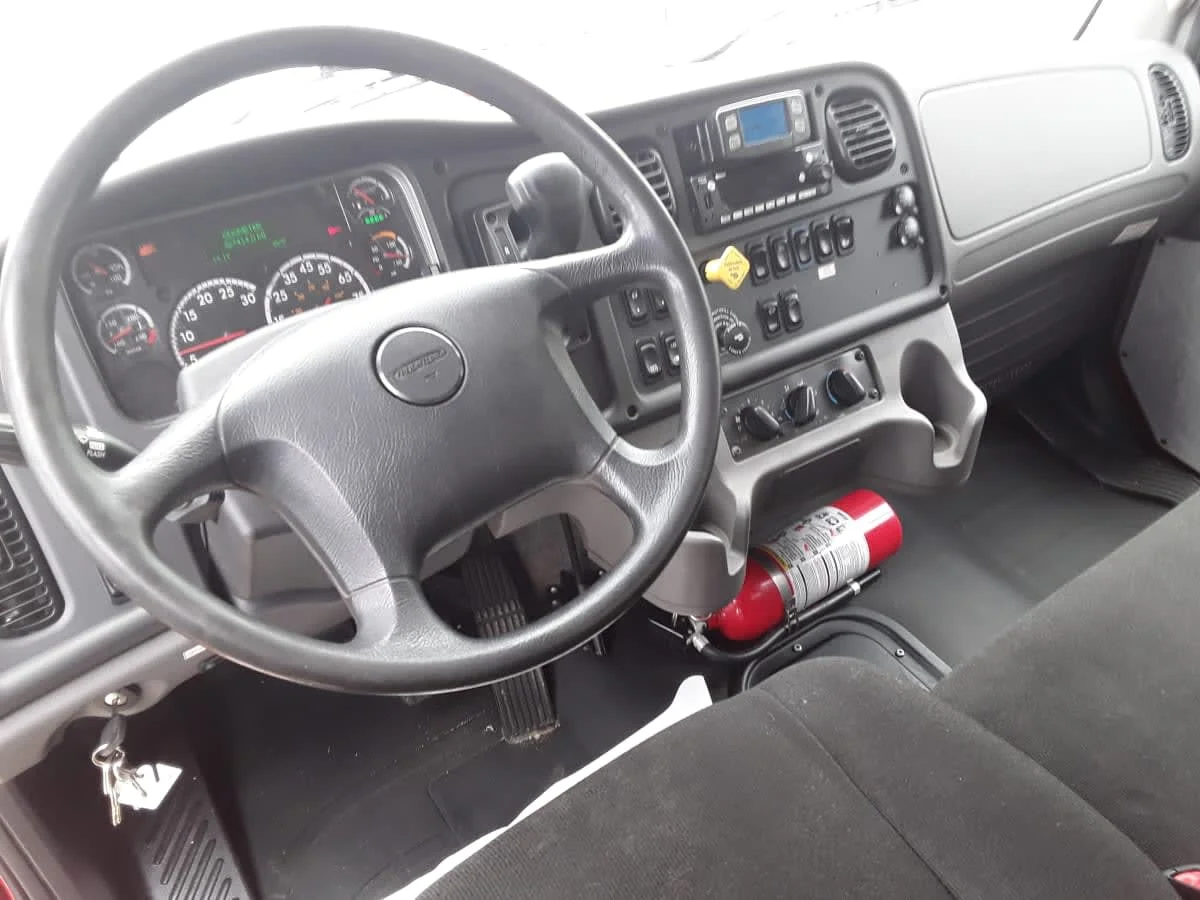 2023 Freightliner M2 106 in Pittsburgh, PA — photo 11