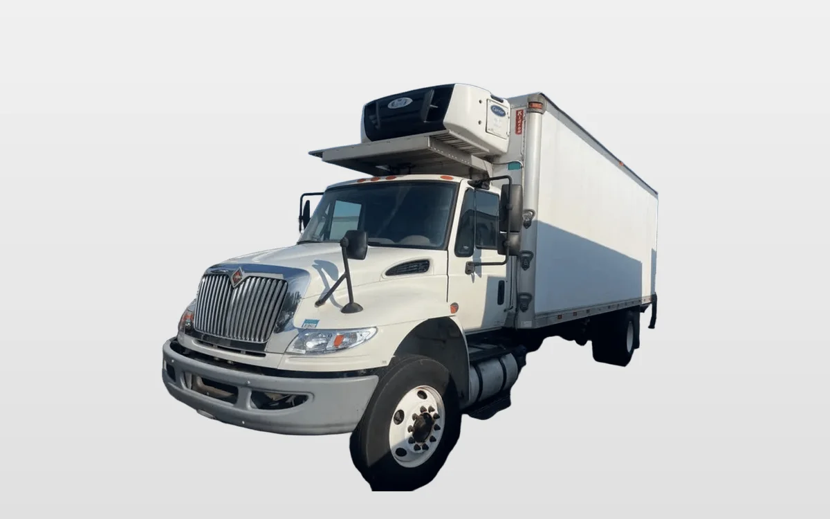 2016 International 4300 - image 1