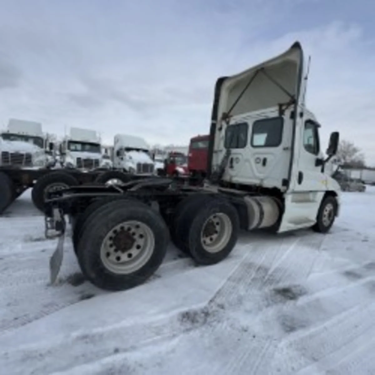 2019 Freightliner Cascadia in Syracuse, NY — photo 6