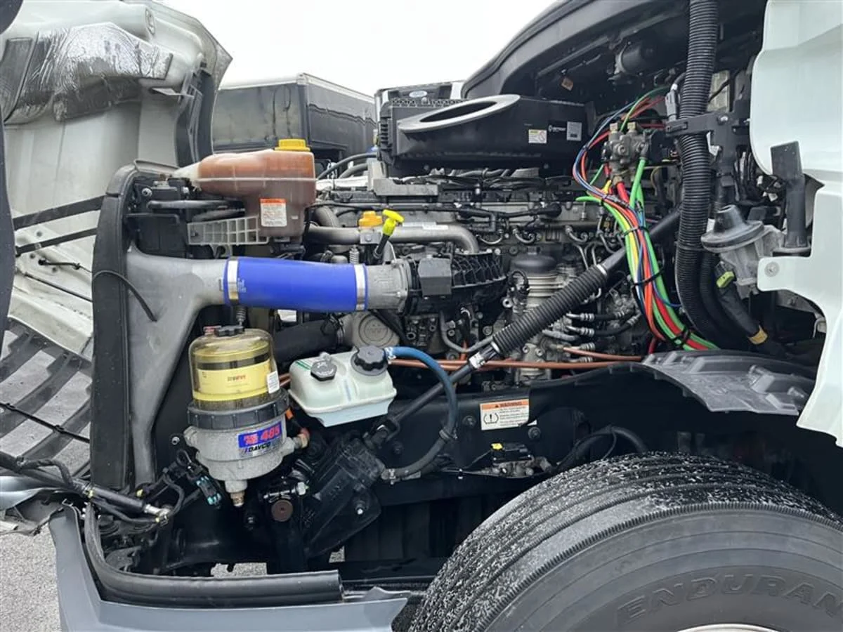 2020 Freightliner Cascadia in Beltsville, MD — photo 8