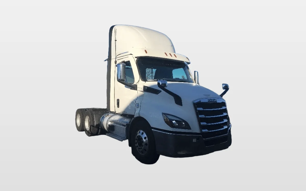2021 Freightliner Cascadia - image 1