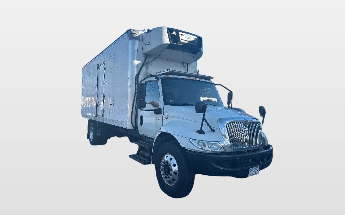 2020 International MV - image 1