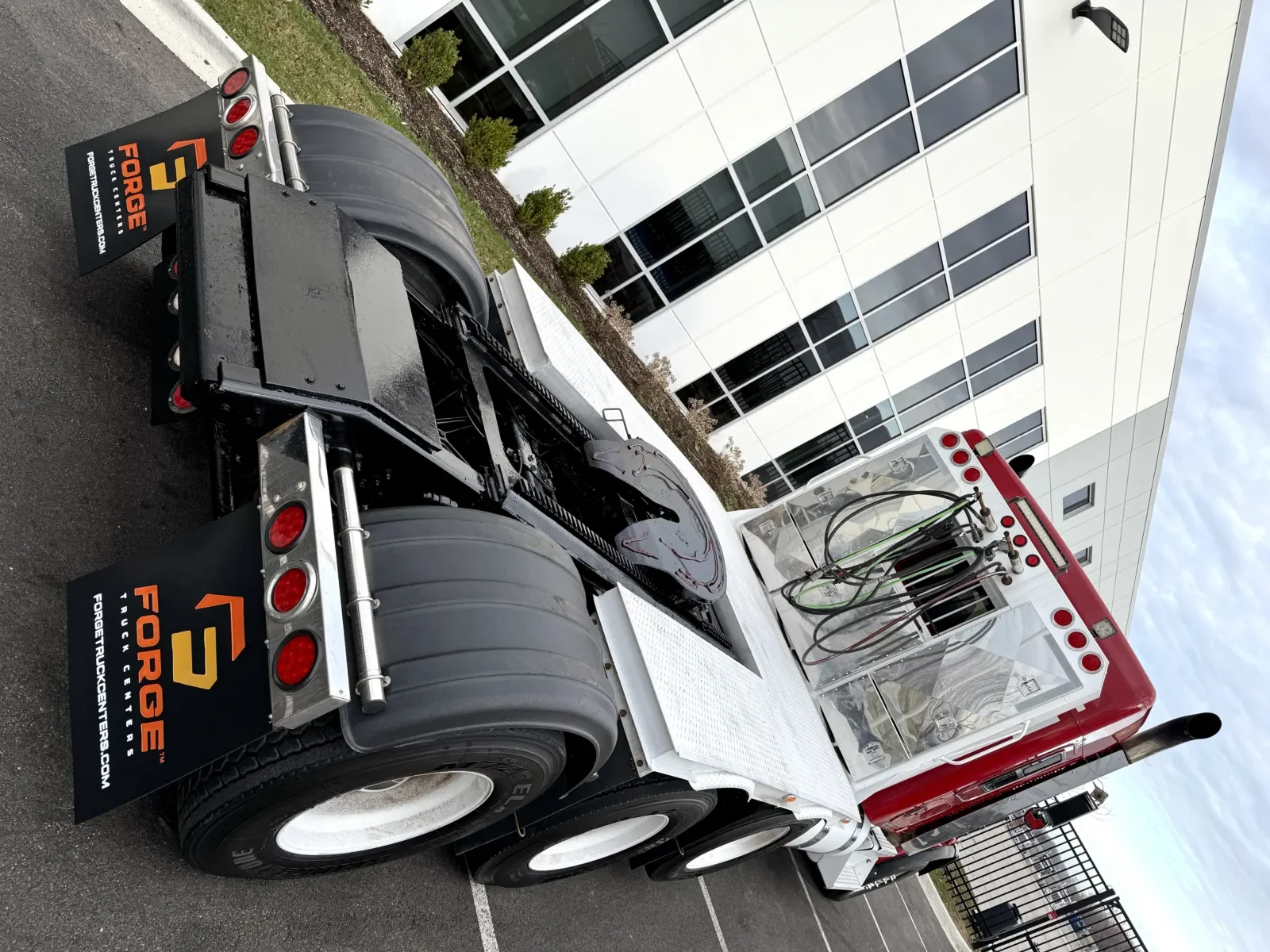 2014 Kenworth T800 - image 11