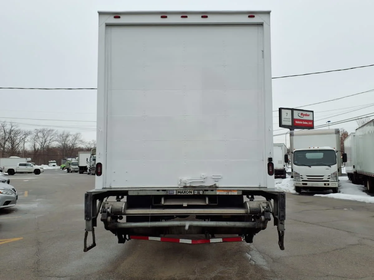 2019 International MV - image 5