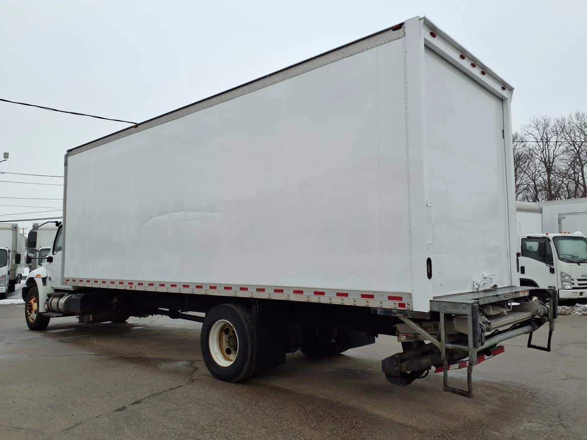 2019 International MV - image 6