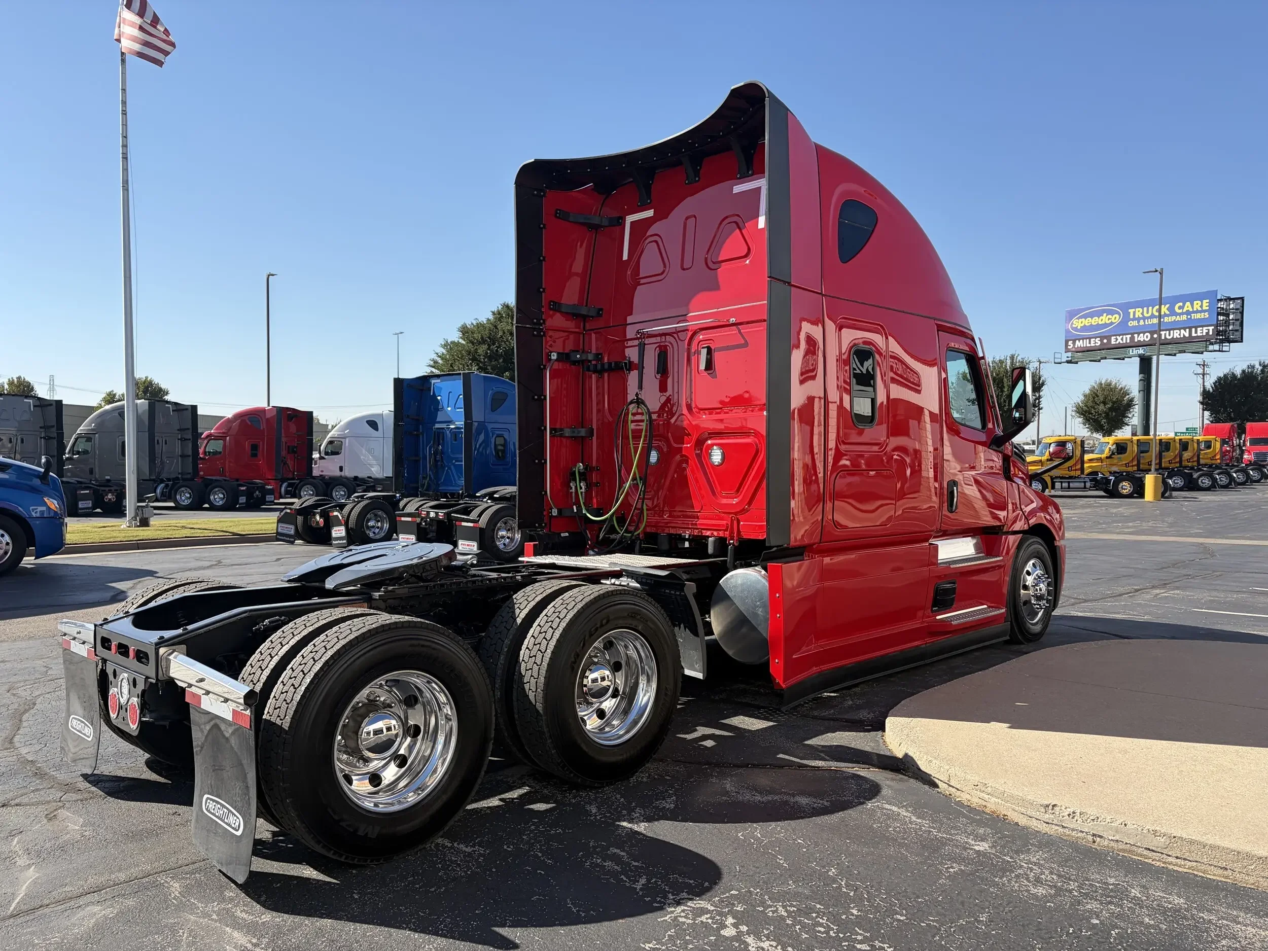 2026 Freightliner Cascadia - image 6