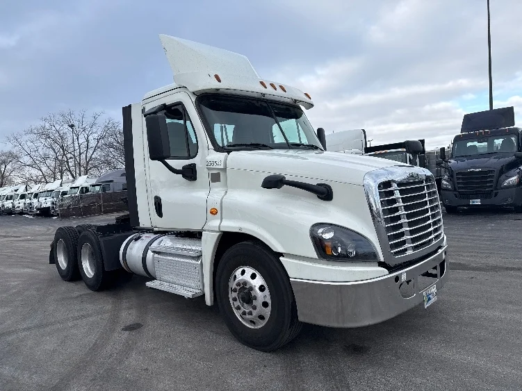 2019 Freightliner Cascadia in La Porte, IN