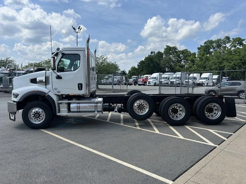 2026 Western Star 49X in Pittsburgh, PA — photo 6
