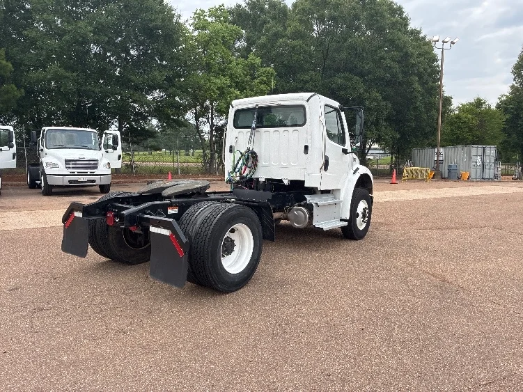 2021 Freightliner eM2 in Jackson, MS — photo 7