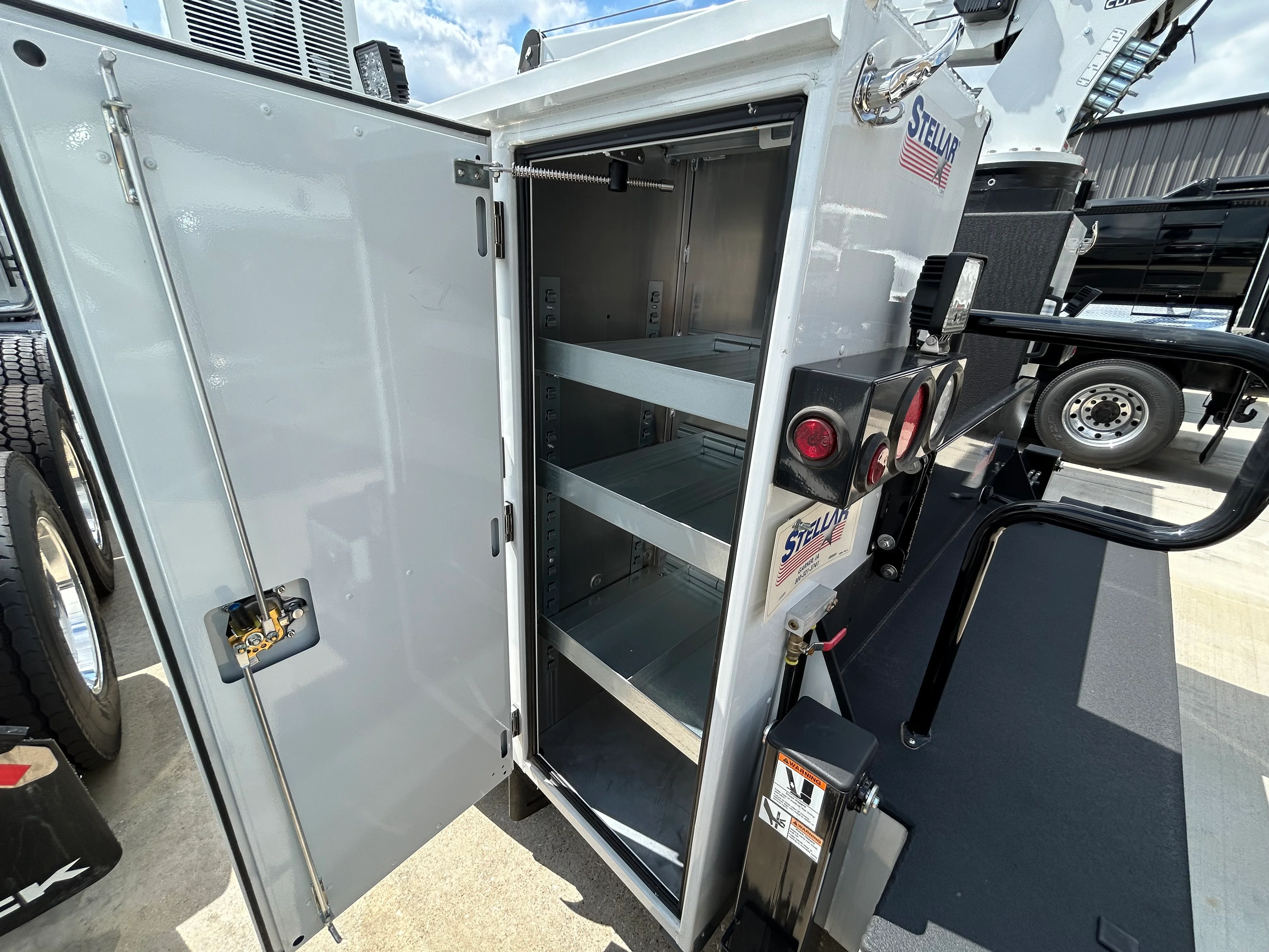 2025 Mack MD in Fort Worth, TX — photo 9