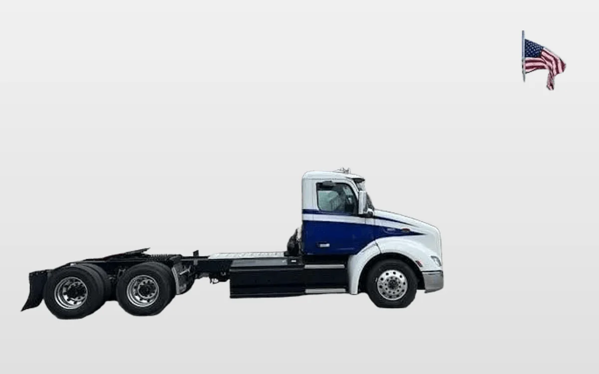 2025 Peterbilt 579 - image 1