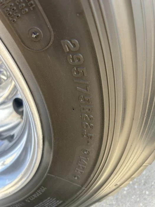 2020 Peterbilt 579 - image 10