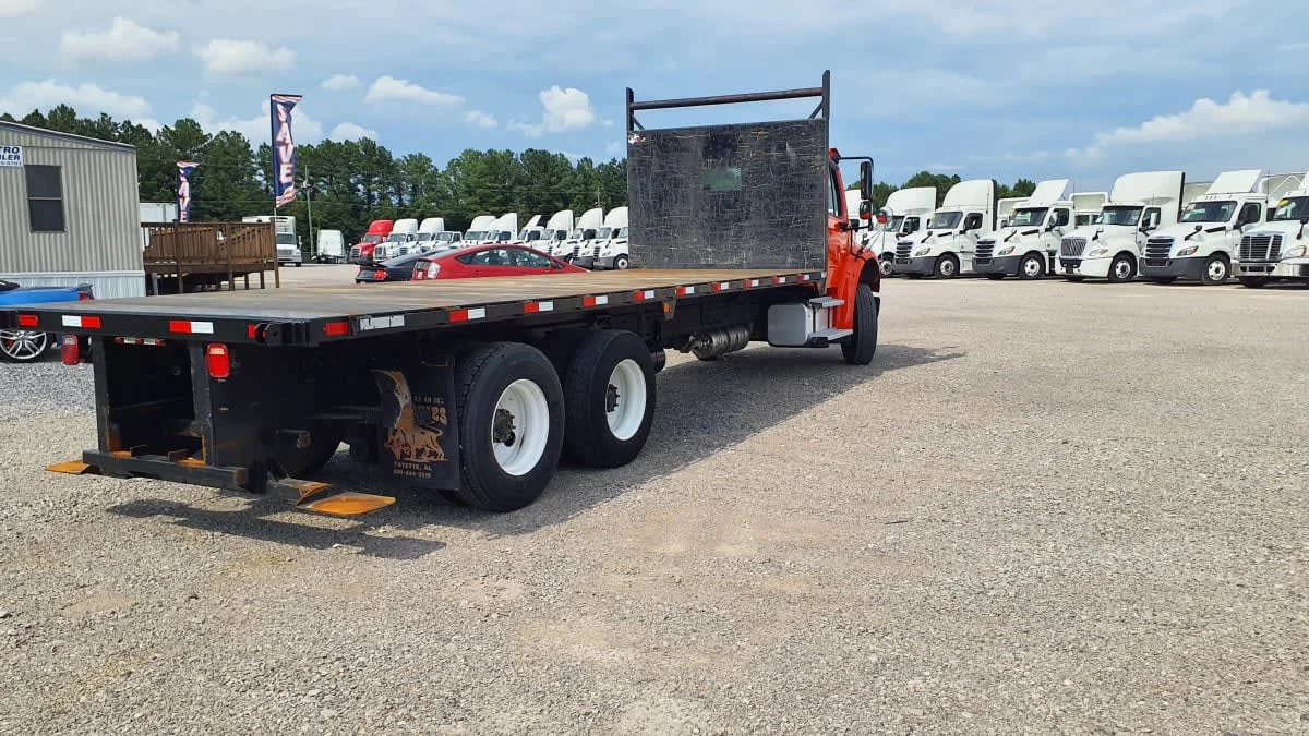 2019 Freightliner M2 106 in Birmingham, AL — photo 4