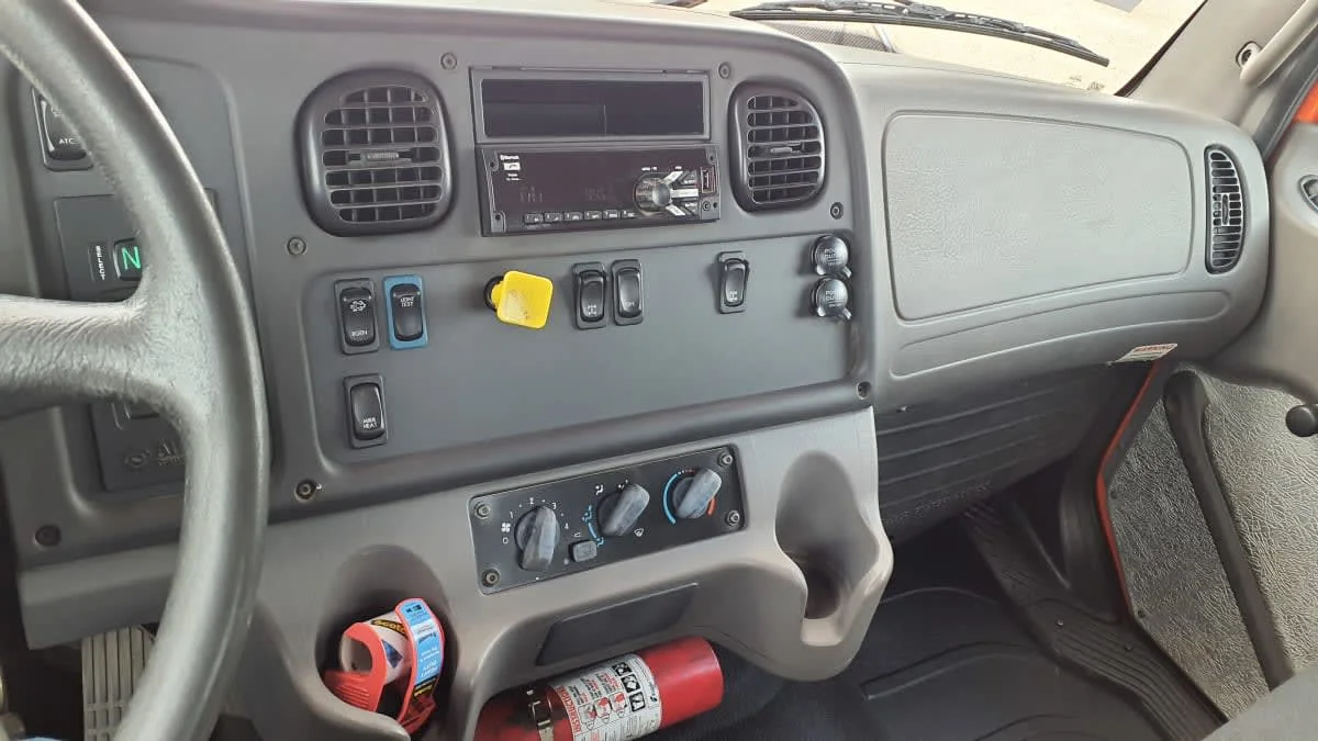 2019 Freightliner M2 106 in Birmingham, AL — photo 16