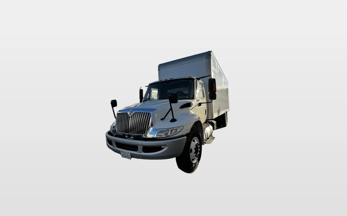 2018 International - image 1