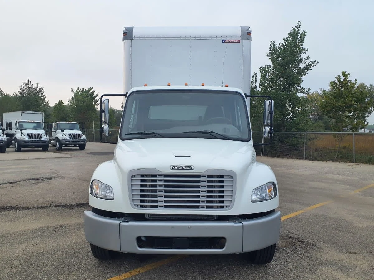 2018 Freightliner M2 106 in Wayland, MI — photo 2