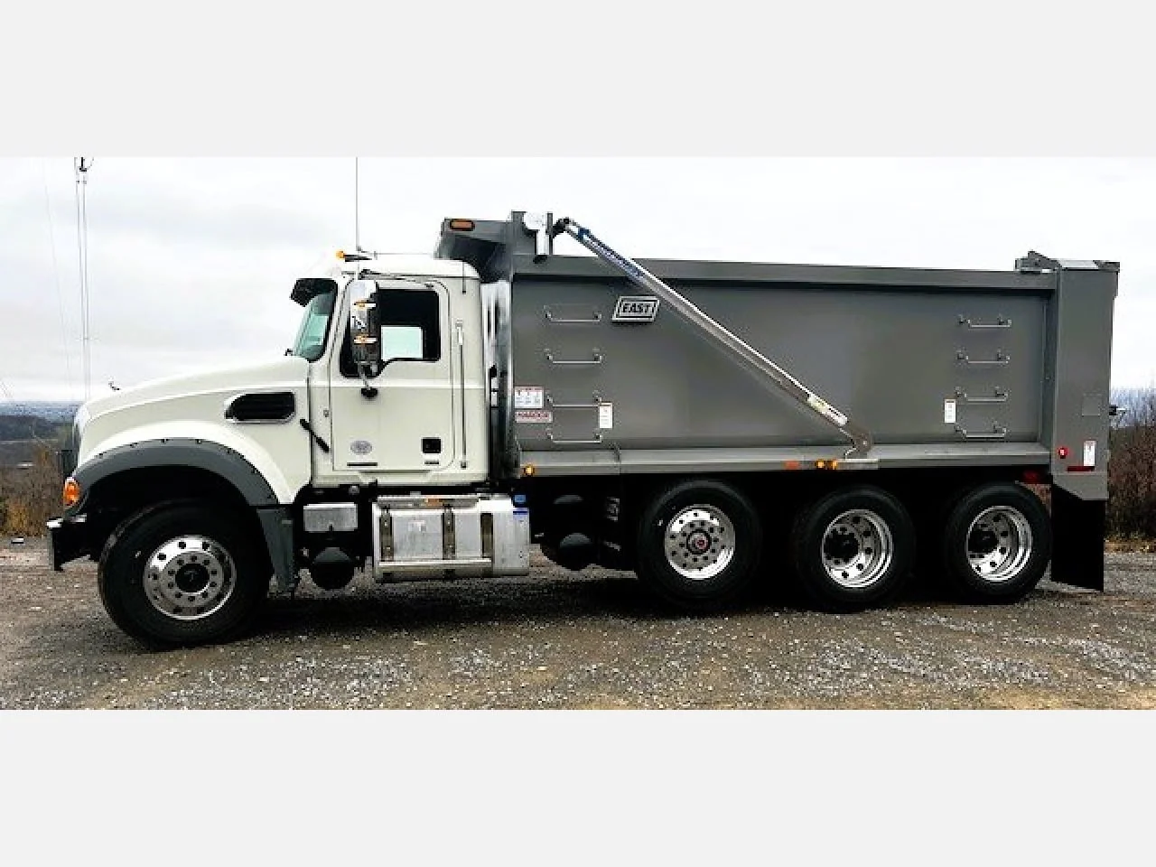 2026 Mack Granite in Youngstown, OH — photo 7
