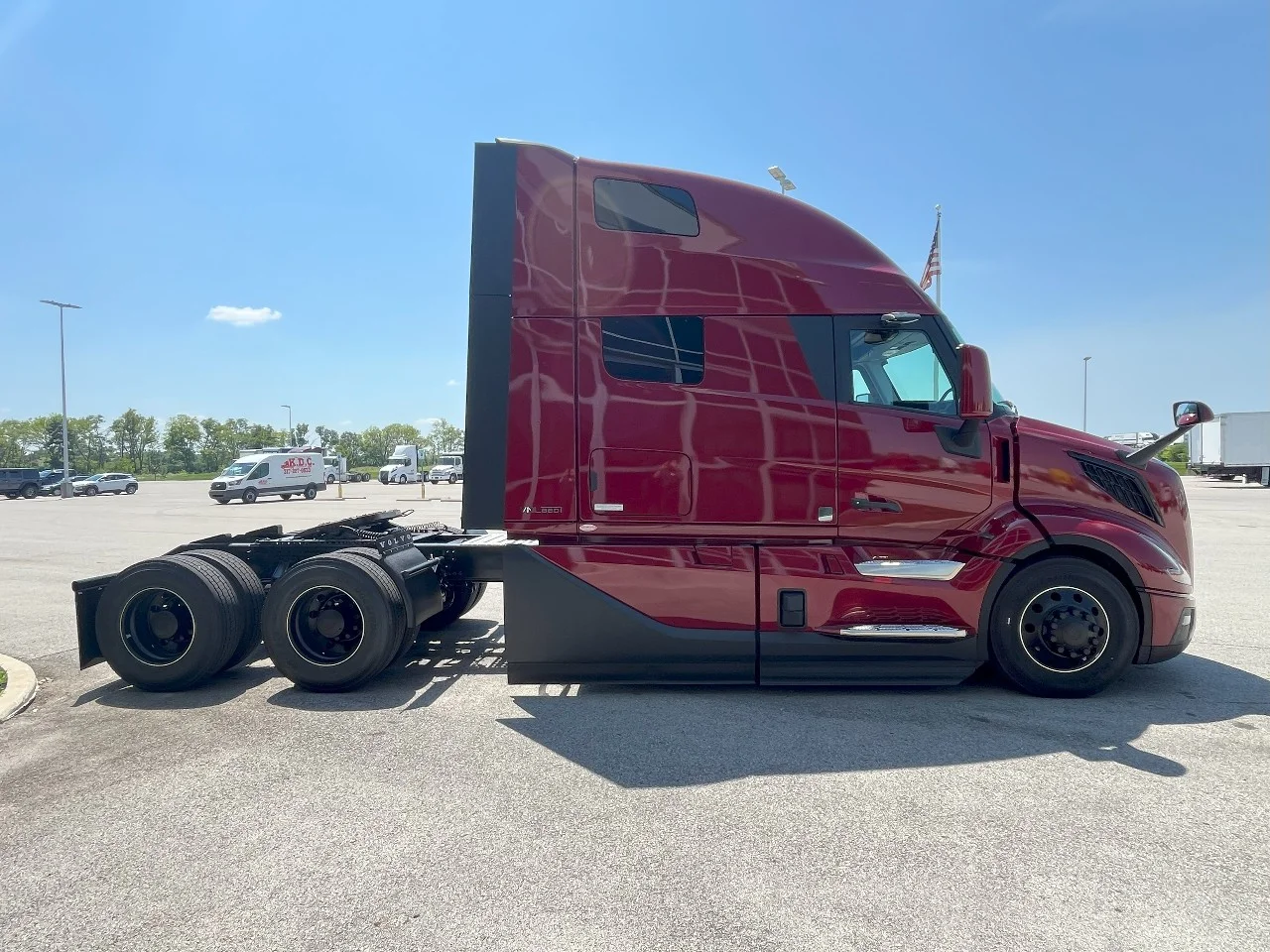2026 Volvo VNL 860 in Pendleton, IN — photo 4