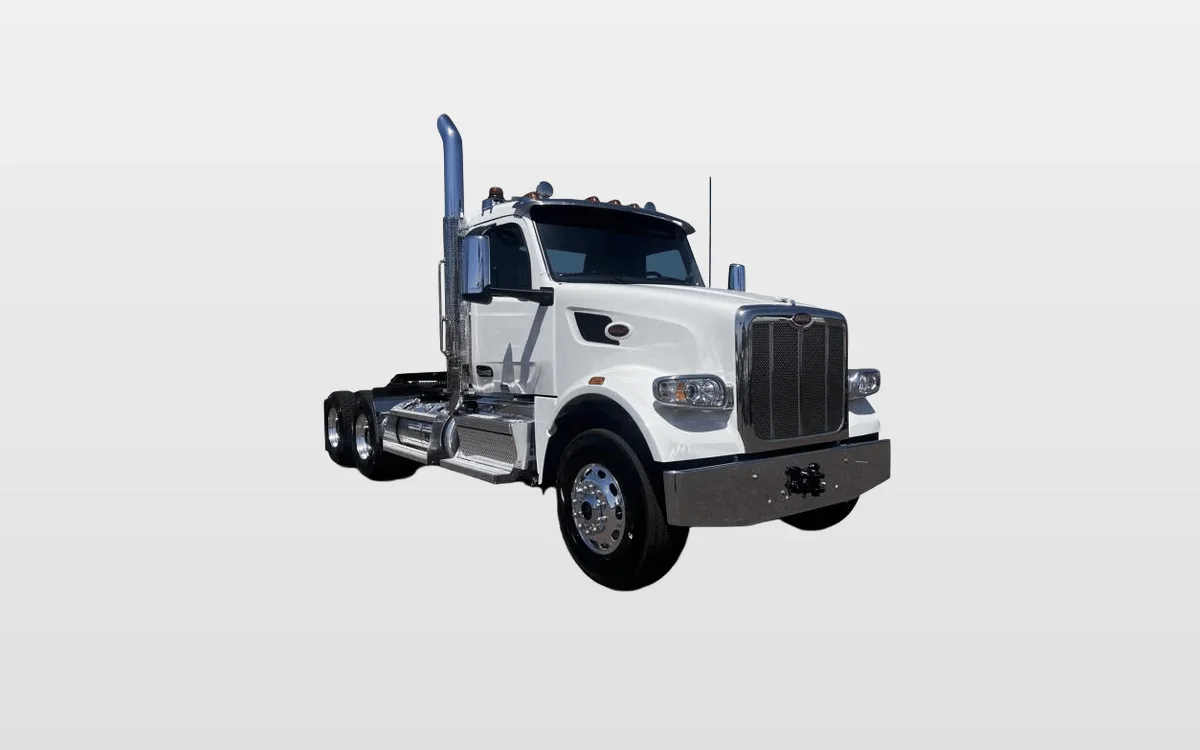 2026 Peterbilt 567 - image 1