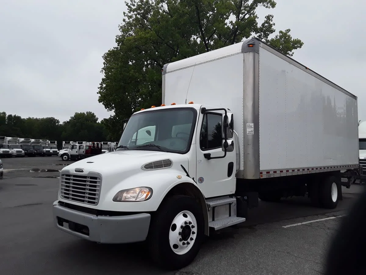2018 Freightliner M2 106