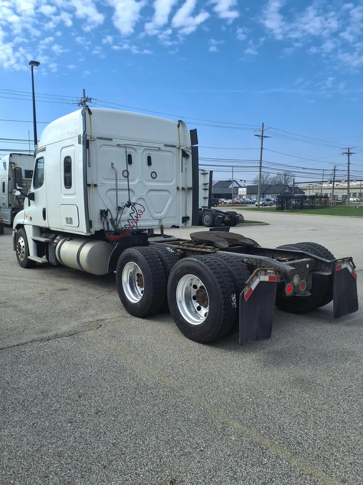 2018 Freightliner Cascadia in Cleveland, OH — photo 6