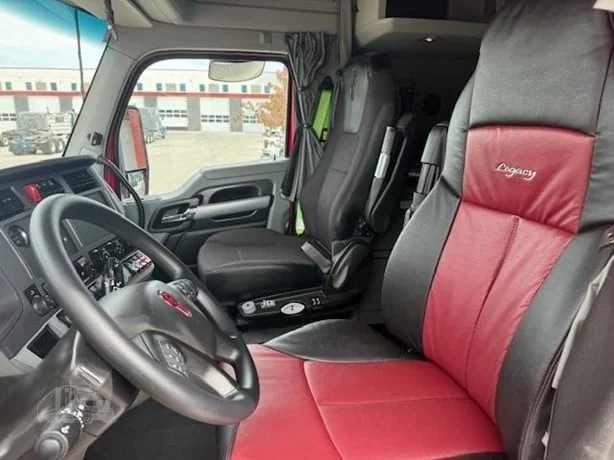 2022 Kenworth T680 - image 10