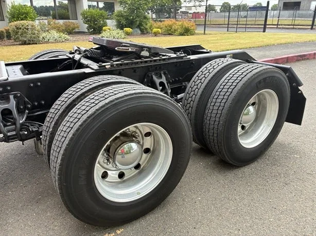 2022 Kenworth T680 in Portland, OR — photo 5