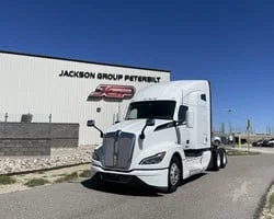 2022 Kenworth T680 - image 38