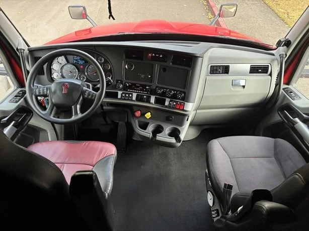 2022 Kenworth T680 in Portland, OR — photo 19
