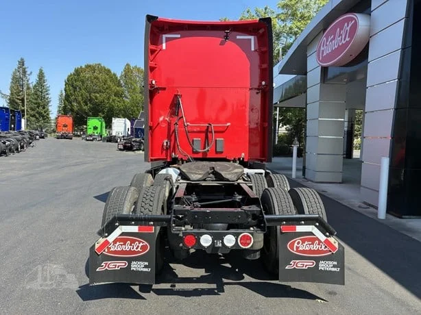 2022 Kenworth T680 in Portland, OR — photo 4