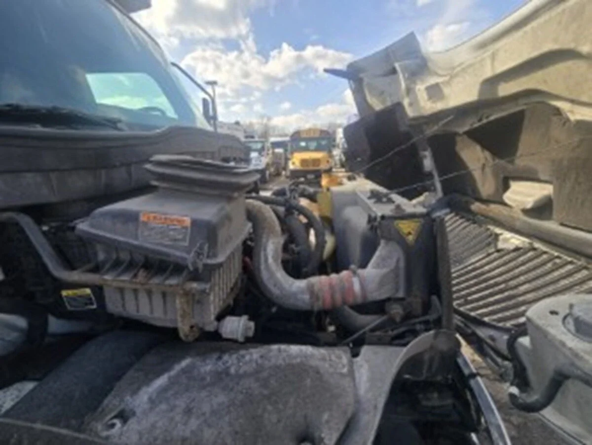 2019 International MV in Youngstown, OH — photo 7