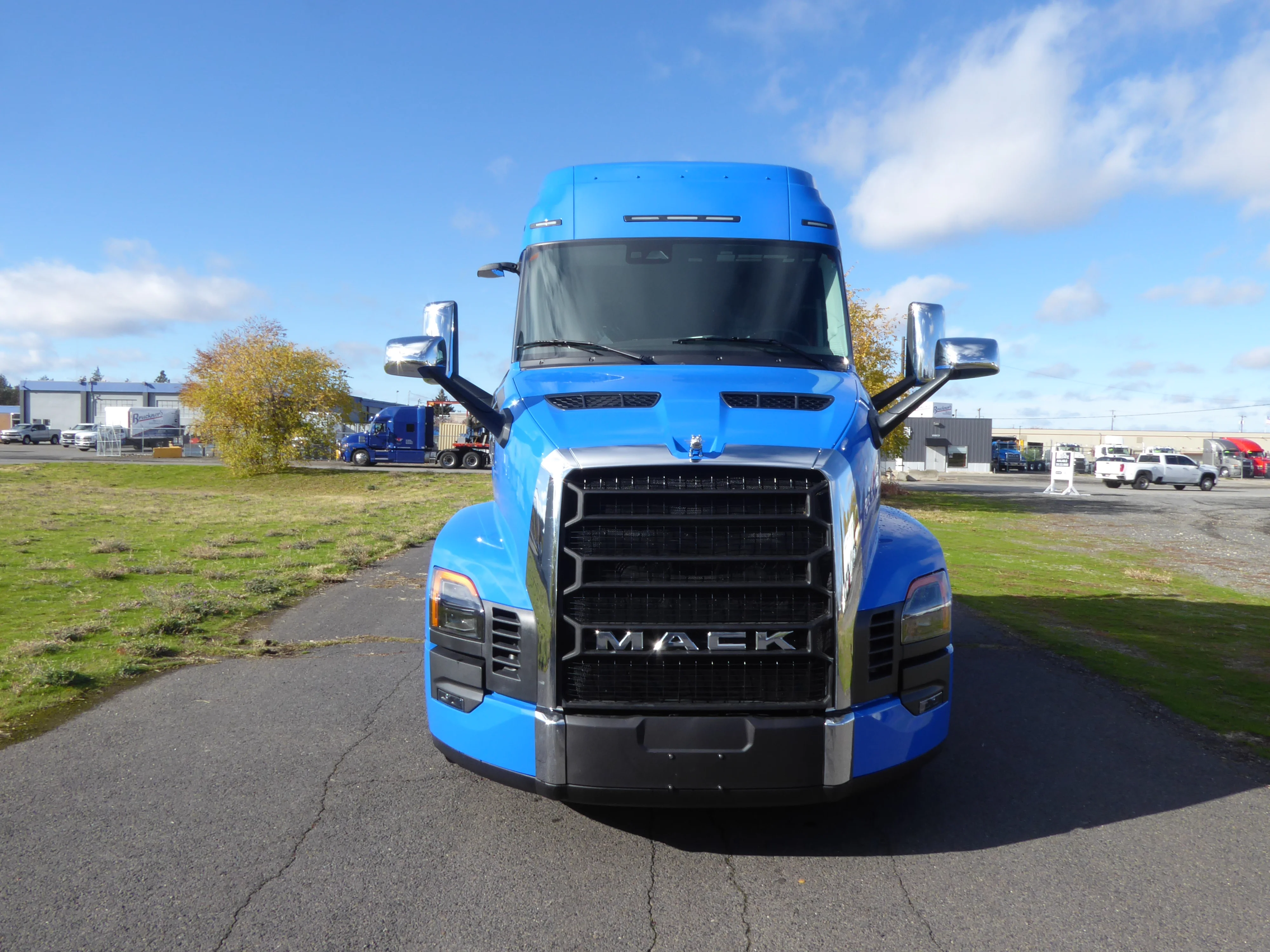 2026 Mack Pioneer in Spokane, WA — photo 2