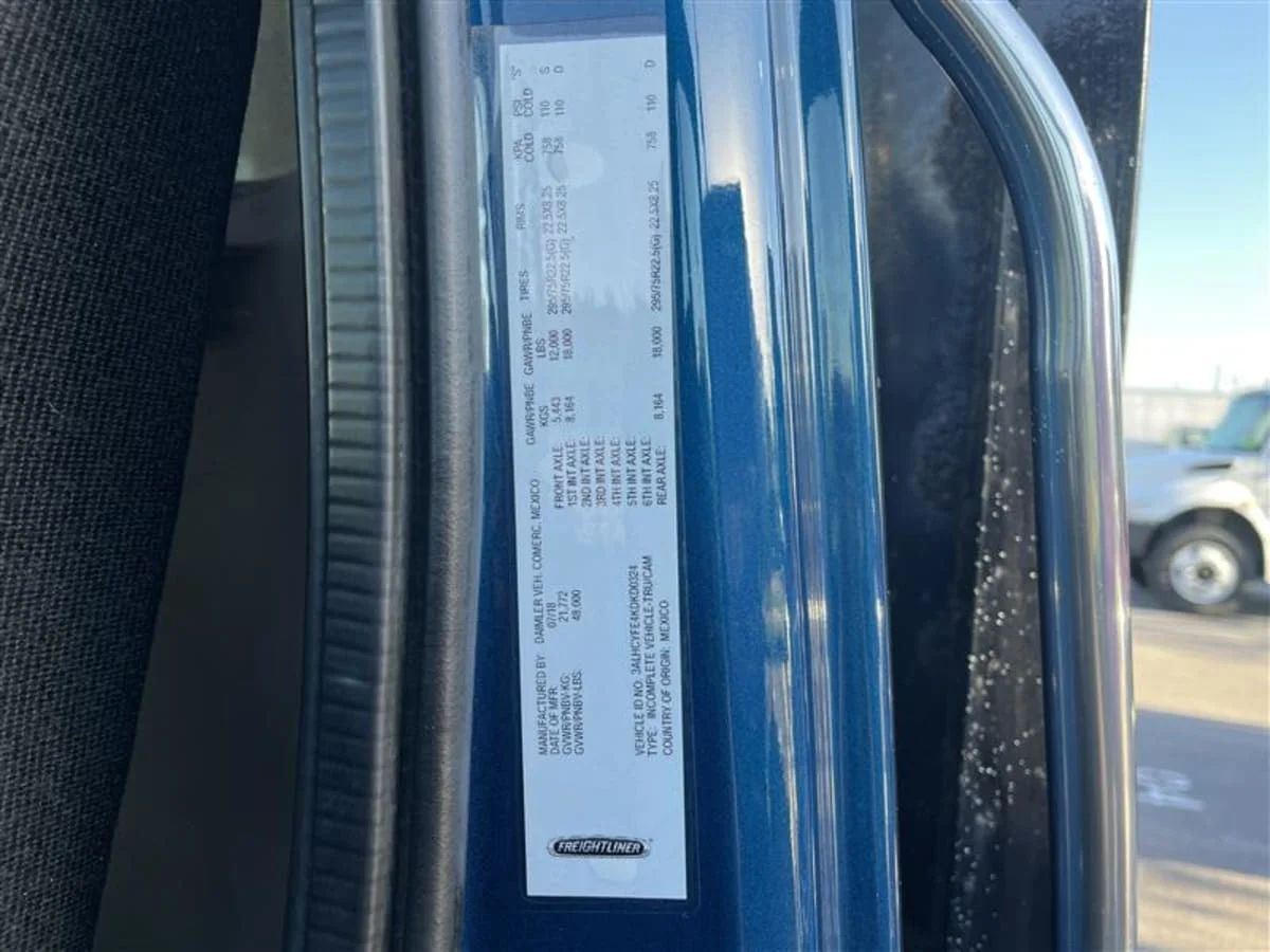 2019 Freightliner M2 106 - image 10