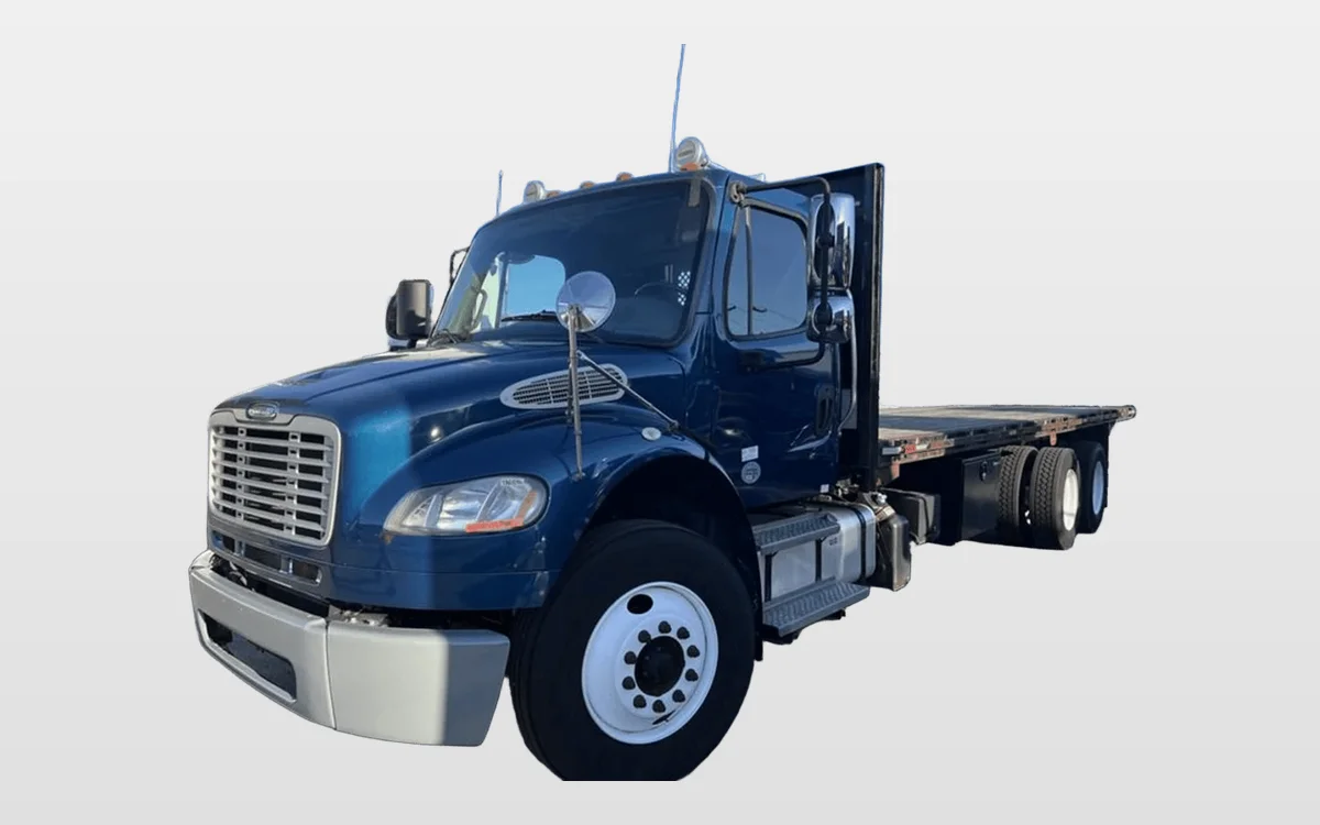 2019 Freightliner M2 106 - image 1