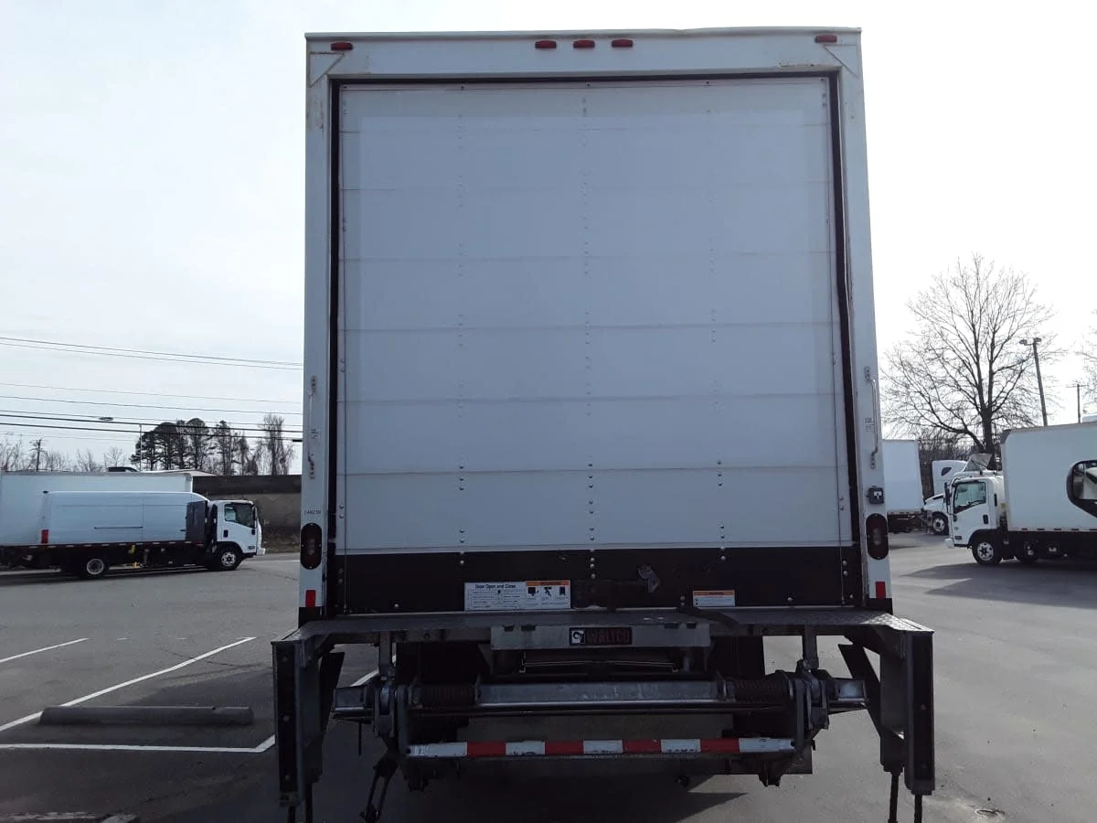 2020 International MV - image 5